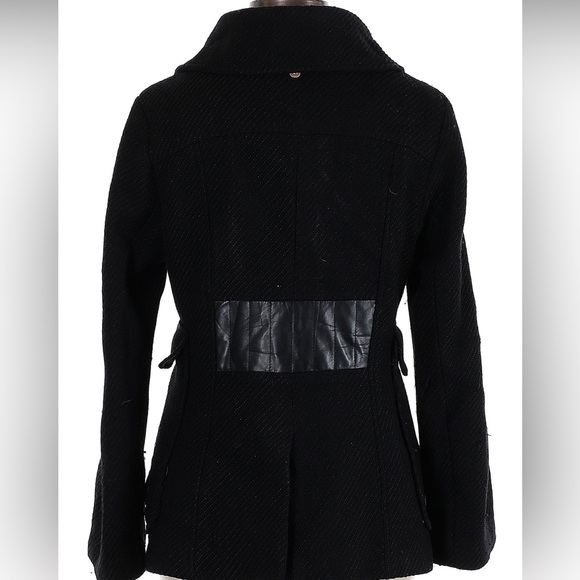 NWOT Stunning Designer Mackage Black Coat in Medium - Picture 2 of 14